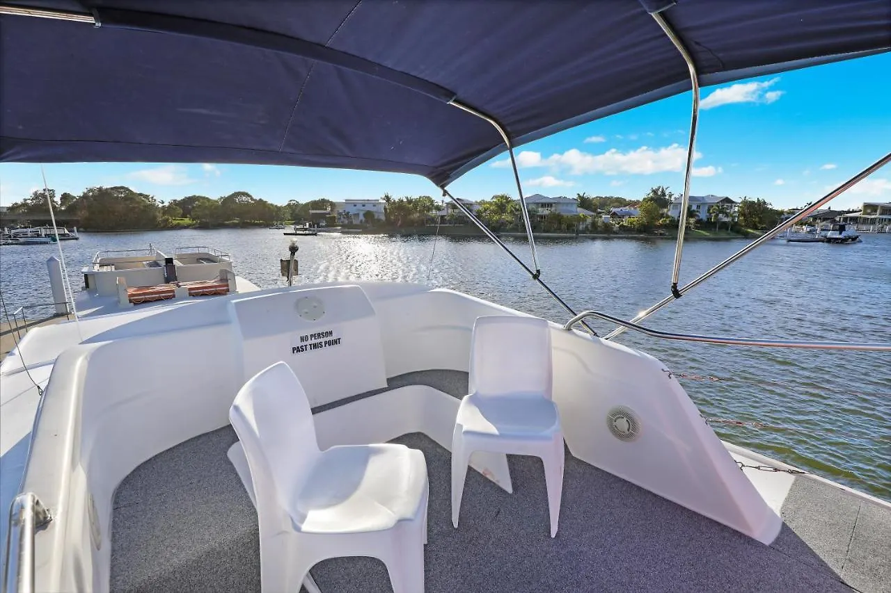 Ботель Отель Caloundra Houseboats Pelican Waters
