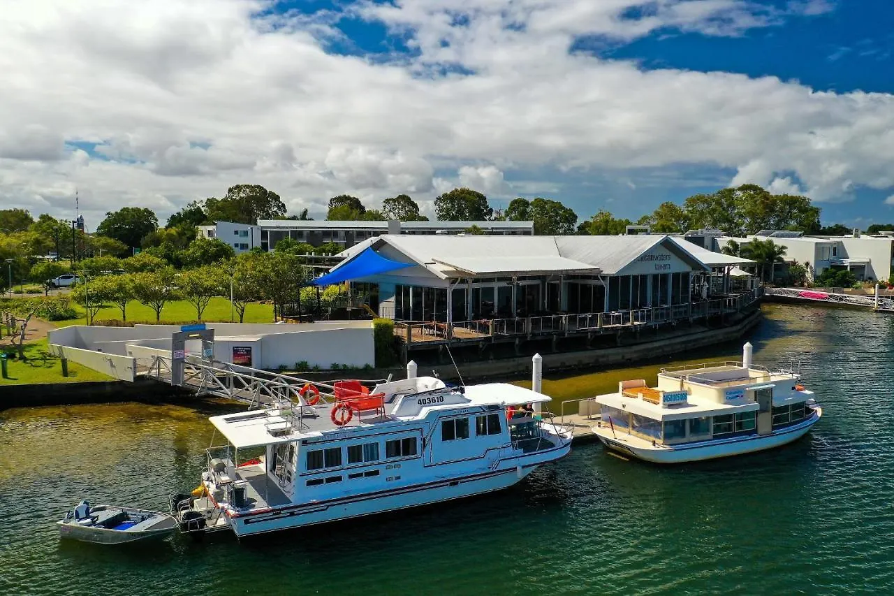 Hotel Caloundra Houseboats Pelican Waters 0*,