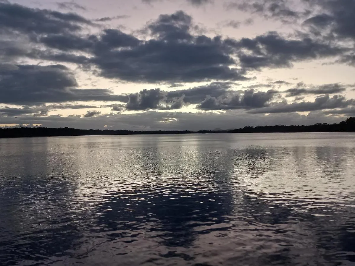Hotel Caloundra Houseboats Pelican Waters Botel